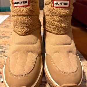 Hunter Cream and Tan Footwear
